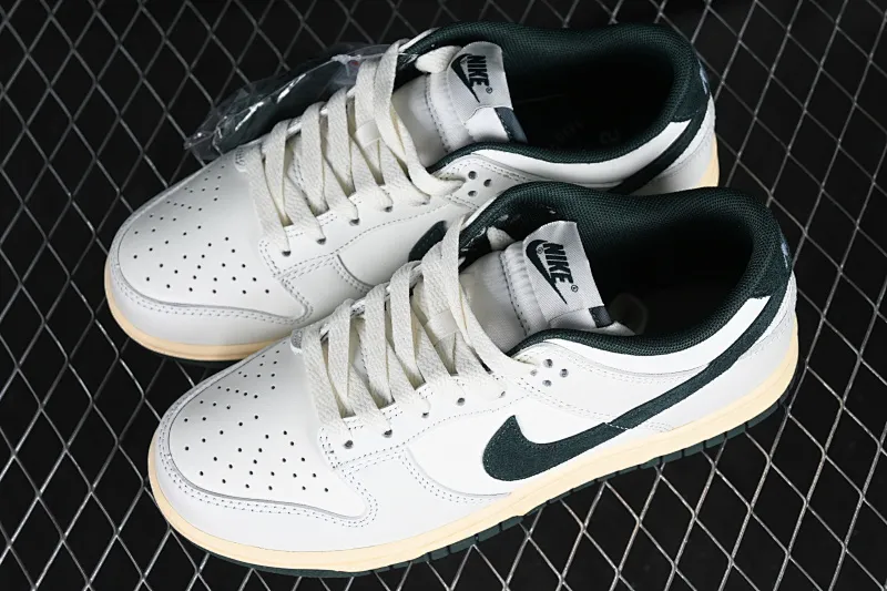 All categories Nk SB Dunk series Nk SB Dunk Low low-top sneakers Nk Dunk Low "Athletic Department" off-white green SB low-top sports and leisure sneakers FQ8080-133